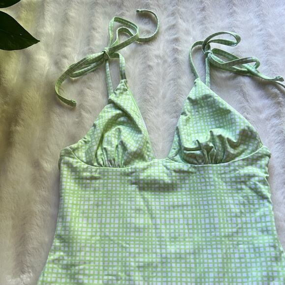 Solid & Striped Olympia Pistachio Green Gingham Reversible One Piece Swimsuit - Picture 4 of 8